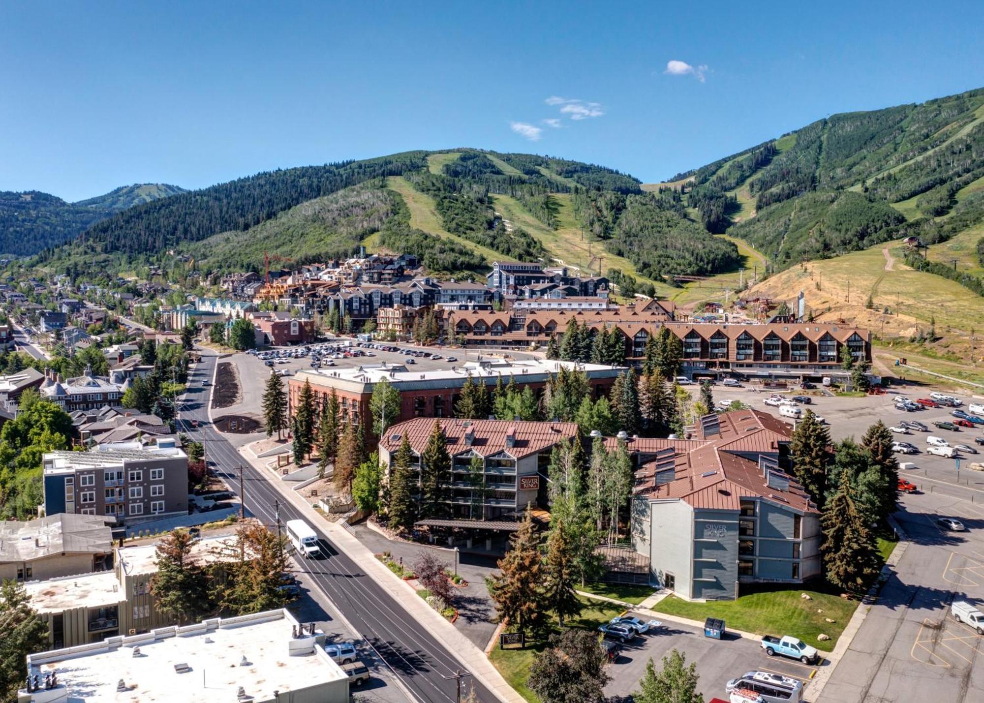 Silver King & Prime Park City Condo Szoba fotó