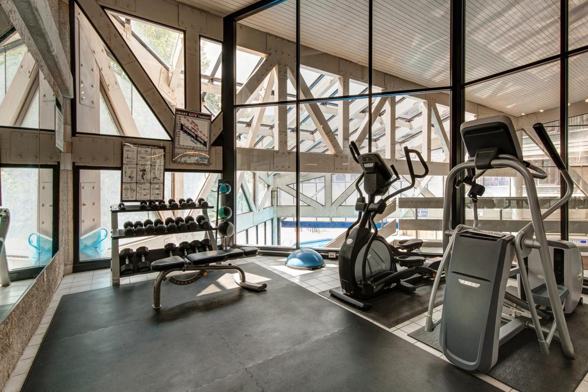 Silver King & Prime Park City Condo Szoba fotó